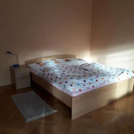 Kwatera prywatna Pokoj V Prostornem Byte S Vlastni Koupelnou. Praga